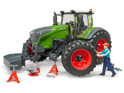 1:16 Fendt 1050 Toy Tractor with Accessories – Schmidt & Sons, Inc