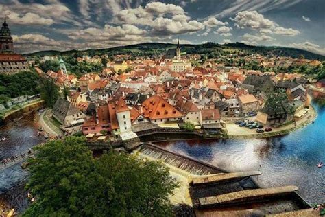 Private Day Trip to Cesky Krumlov from Prague 2024