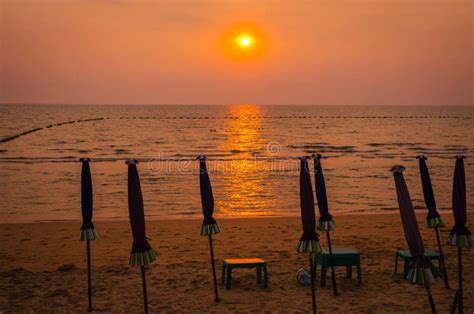 Beautiful Pattaya Beach at Sunset, Thailand Stock Image - Image of pattaya, sand: 182065627