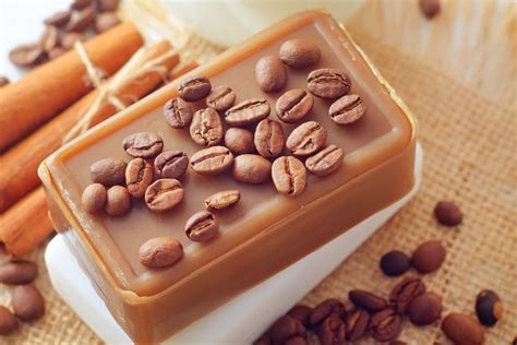 Melt and Pour Coffee Soap Recipe: Orange Mocha Dream Gardener Soap