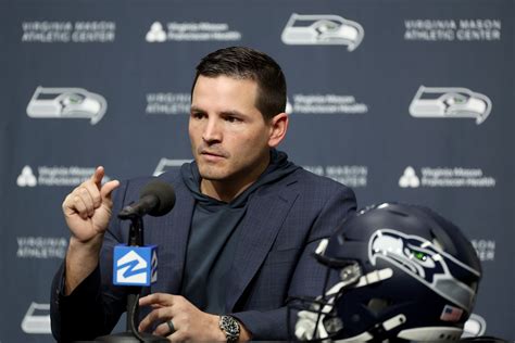 Seattle Seahawks News 2/13: Mike Macdonald talks ‘Hawks and more on his ...