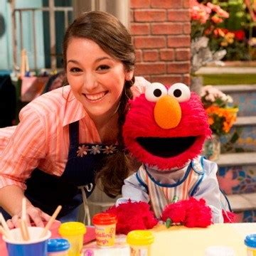 Sesame Street Welcomes 'Nina,' a Young Latina, to 46th Season - NBC News