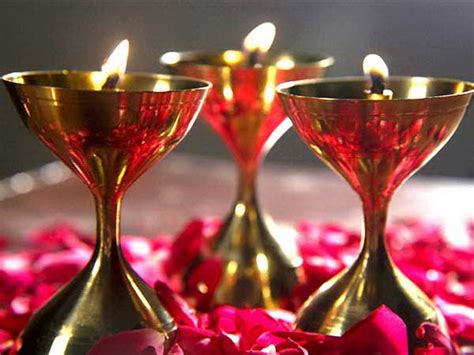 Diwali Candles Ideas: Diwali Floating Candles Decorations - family holiday.net/guide to family ...