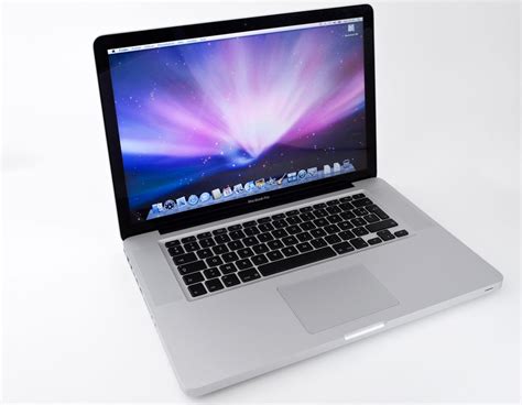 Apple Macbook Pro 15" 2.66 GHz Core 2 Duo 4 Go RAM image (#41747) - Audiofanzine