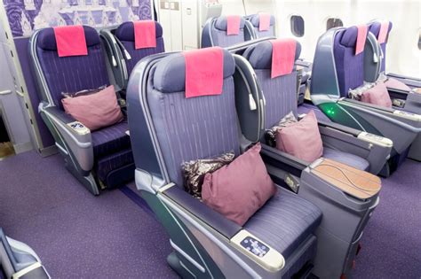 Review: Thai Airways A330-300 Business Class from Phuket to Beijing