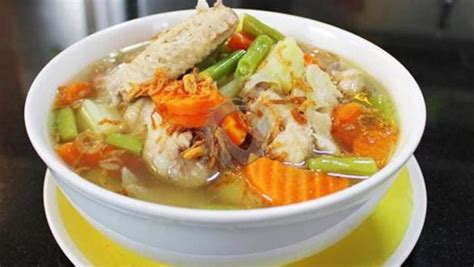 Sayur Sop Ayam, Menu Wajib Keluarga Indonesia - TOPWISATA