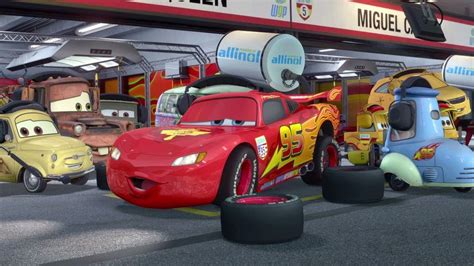 Cars 2 HD Race - Lightning McQueen - Jeff Gorvette - Mater / Hook ...