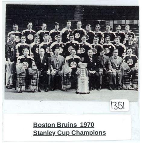 Boston Bruins 1970 collector's card