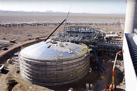 Crescent Dunes solar energy project: the facility - part 1 | WIRED UK