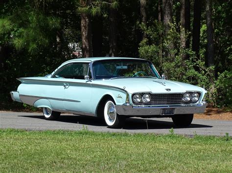 1960 Ford Galaxie Starliner | Raleigh Classic Car Auctions