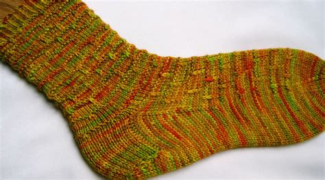 Sock Knitting Pattern - Knitting Patterns