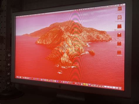 Mac Mini & Apple Cinema Display = Red screen! | MacRumors Forums