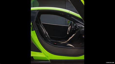 2016 McLaren 675LT - Interior | Caricos