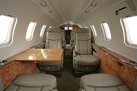 Bombardier Learjet 45/454XR: Flugzeug Leitfaden