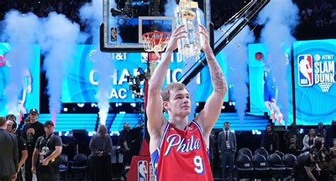 NBA Slam Dunk Contest: Mac McClung signs for Philadelphia 76ers and 'saves' event