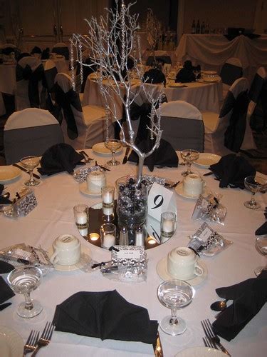 New Years Eve Black & White Wedding centerpieces | Cupcake t… | Flickr