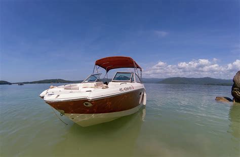 Boating Around Lake Jocassee South Carolina Photograph by Alex Grichenko - Pixels