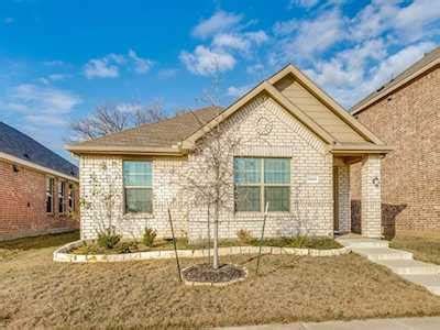 Find Little Elm Homes for Sale & Little Elm Real Estate