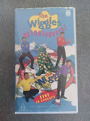 THE WIGGLES 1998 VHS Tape Wiggledance ABC Kids 46 Mins 14 Original Songs $12.99 - PicClick AU