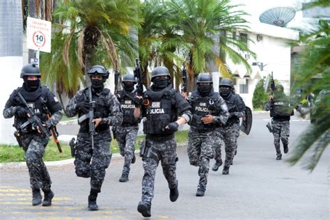 Rumors, disinformation fuel panic amid Ecuador narco war - Digital Journal