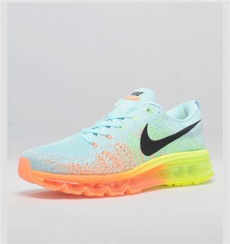 Nike Shoes: Nike Shoes Women Colorful