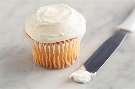 Looking for a classic cream cheese frosting? Our 10-minute PHILADELPHIA ...