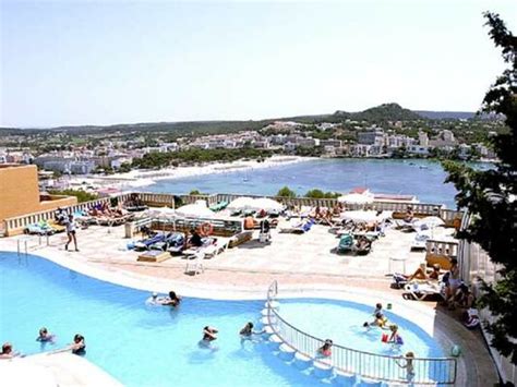 Club Santa Ponsa - Santa Ponsa, Majorca - On The Beach