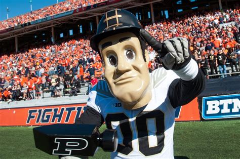 Purdue Pete named creepiest college mascot : Purdue