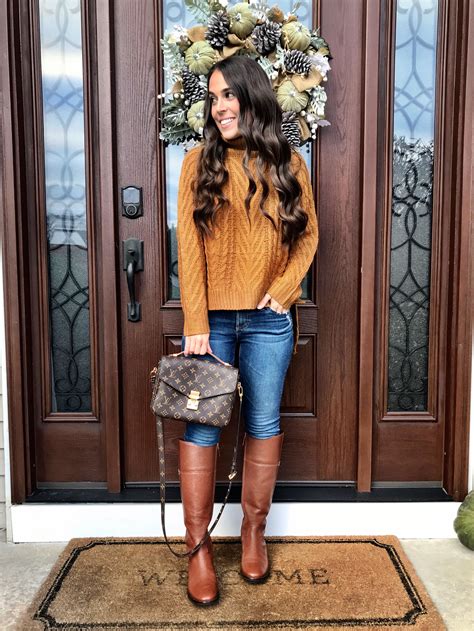 Thanksgiving Outfit Idea | MrsCasual