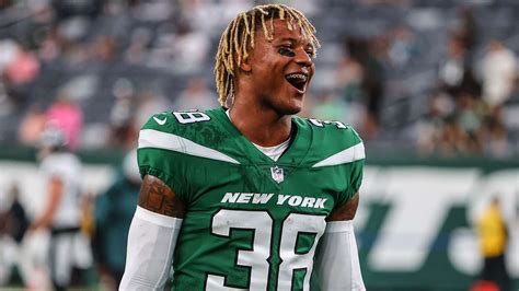 New York Jets roster: Live 53-man cutdown tracker