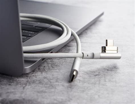 This USB-C magnetic cable puts out incredible 4K video