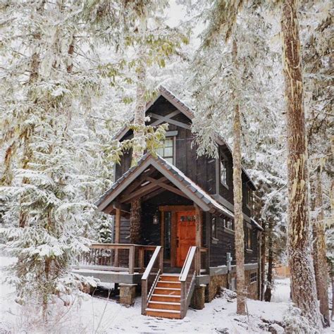 19 snowy cabins you'll want to retreat to this winter - Livabl | Cabins in the woods, Cabins and ...