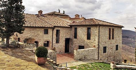 Charming Italian farmhouse hides a surprisingly modern interior in Tuscany | Inhabitat - Green ...