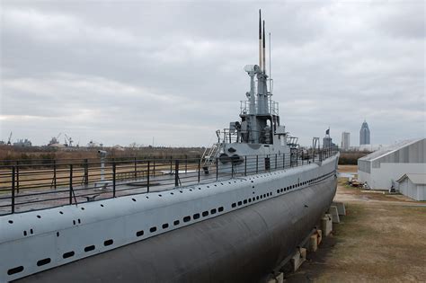 USS Drum (SS-228) | The USS Drum (SS-228) on display at the … | Flickr