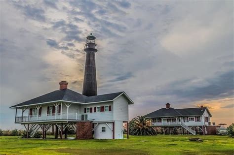 Bolivar Lighthouse. Port Bolivar, Texas.…” | House styles, Lighthouse ...