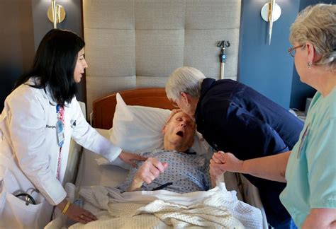 Helping patients die: A day in a hospice facility | Health | richmond.com