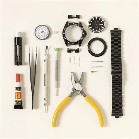 Uncommon Goods | DIY Watchmaking Kit - Easy Difficulty | Watch