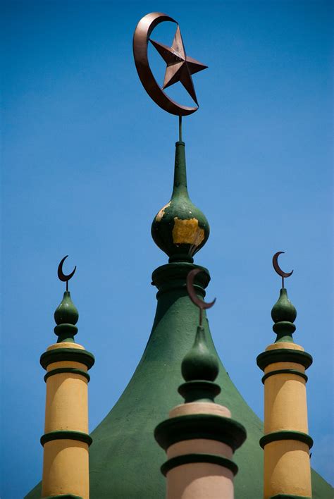 Symbol of Islam | The crescent moon and star is an internati… | Flickr