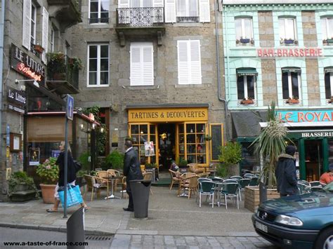 Avranches,photos and guide to the town in Normandy