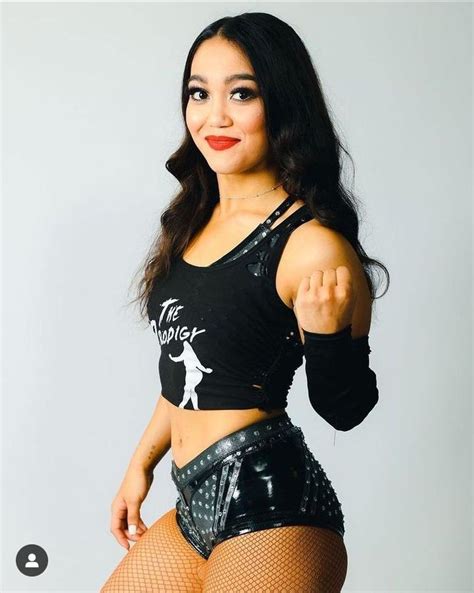 Roxanne perez : r/WrestleCuties