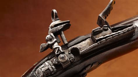 NRA Blog | A Brief History of Firearms: Flintlocks