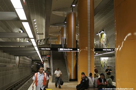 North Hollywood (LA Metro Red Line) - The SubwayNut