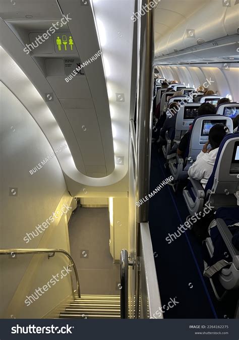 30 Airbus A340 Interior Images, Stock Photos & Vectors | Shutterstock