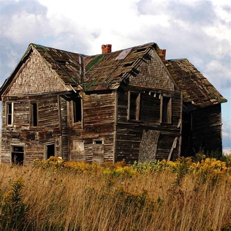 50 Abandoned Houses That Would Look Great Restored | Family Handyman