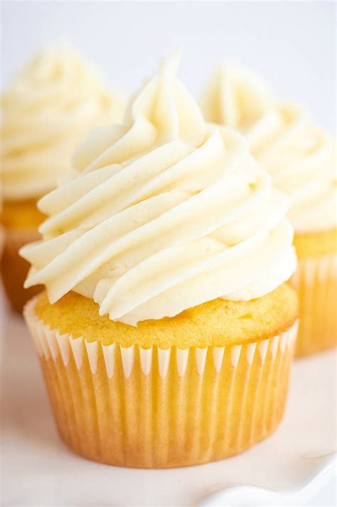 Cream Cheese Frosting - Recipe Girl