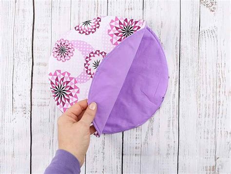 How To Make A Fabric Tortilla Warmer ⋆ Hello Sewing