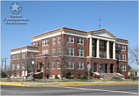 Wood County Courthouse - Quitman, Texas - Photograph Page 1