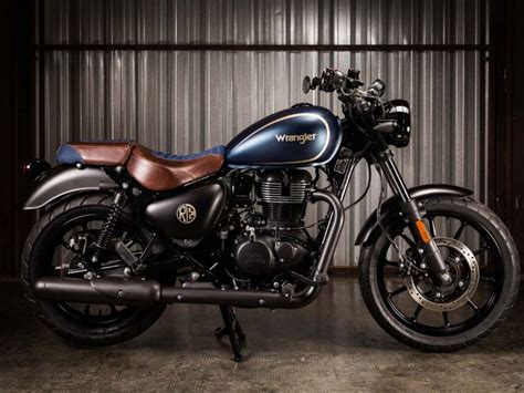 Uma Royal Enfield Meteor 350 ‘vestida’ de Wrangler para uma causa ...