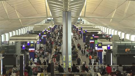 Hong Kong Airport Terminal Time-lapse - Havayolu 101