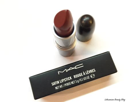 MAC Satin Lipstick (spalva Paramount) | Lithuanian Beauty Blog